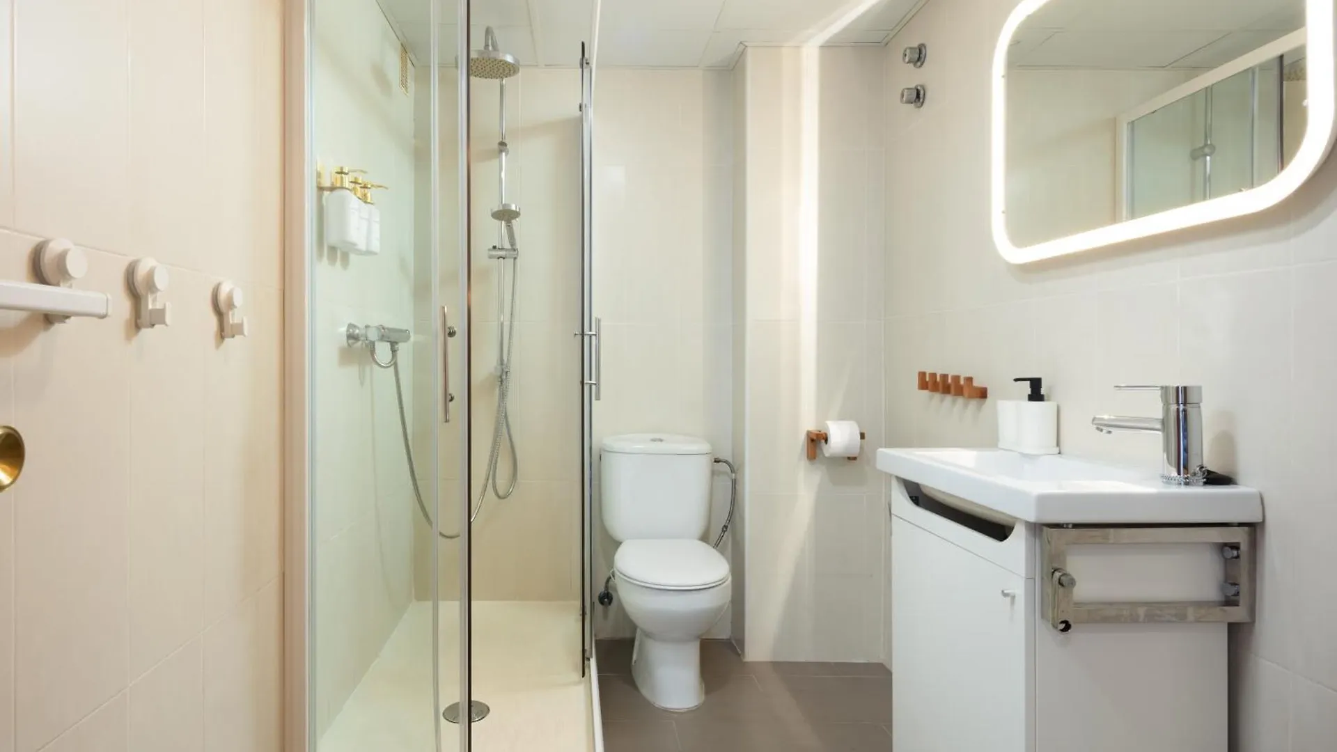 Rincón de la Victoria Gran Sol 3Br - Pool - Sea View - 10 Min To Beach דירה